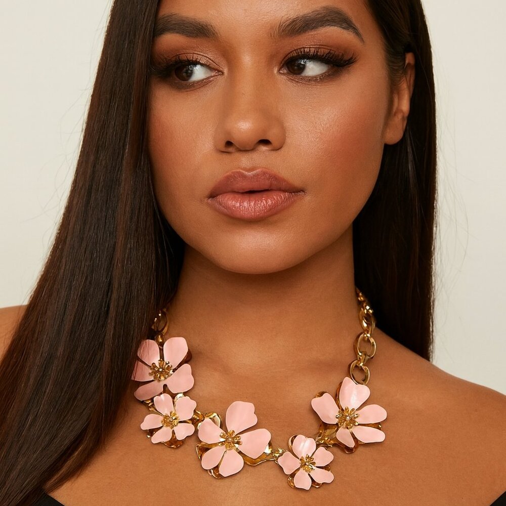 Daisy Fuentes Gold & Pink Flower‎ Necklace